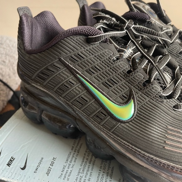 Nike vapor max 360 NEVER WORN - Picture 3 of 8